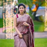 Organic Banarasi saree in lichi silk fabric for weddings by Pramukhmart