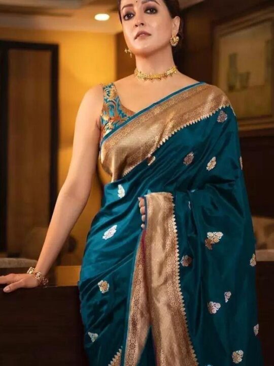 Rich Jacquard Border & Pallu on Soft Lichi Silk Saree