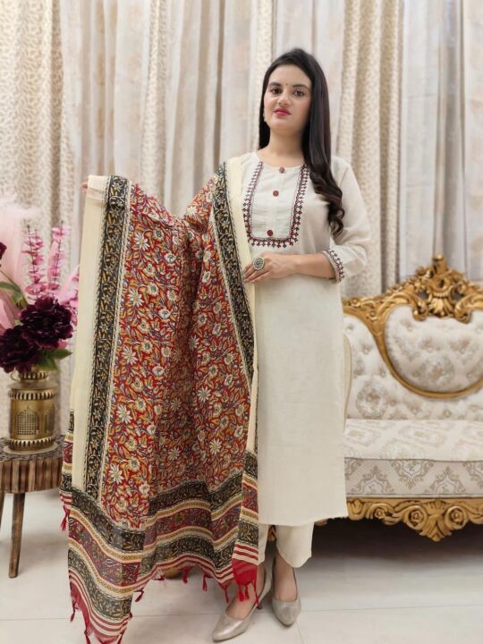Woman wearing embroidered khadi cotton kurti pant set with Bhagalpuri dupatta