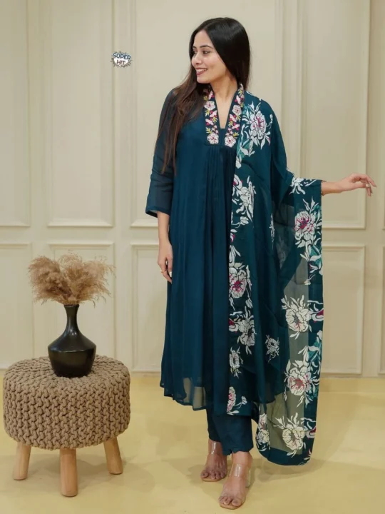 chinon embroidered suit set