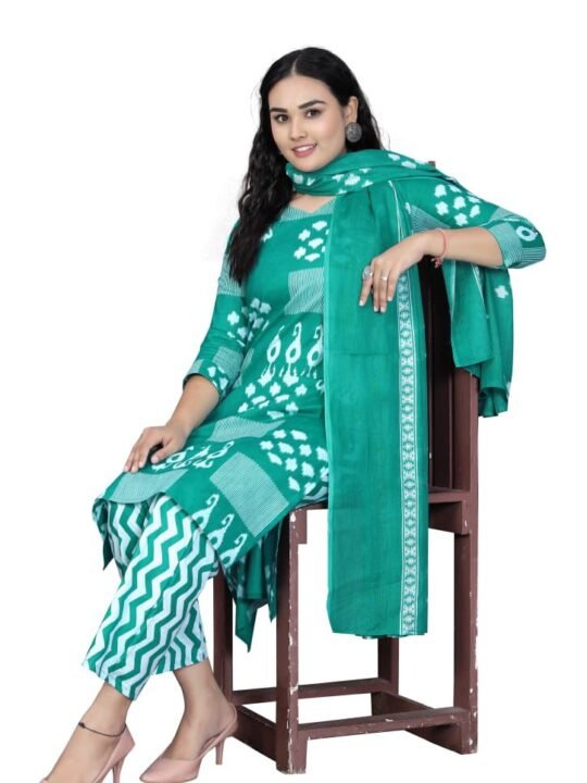 Close-up of stylish V-neck cotton kurti