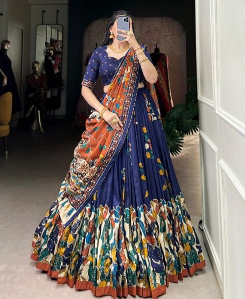 Dupatta with tassels and floral print - ethnic wear