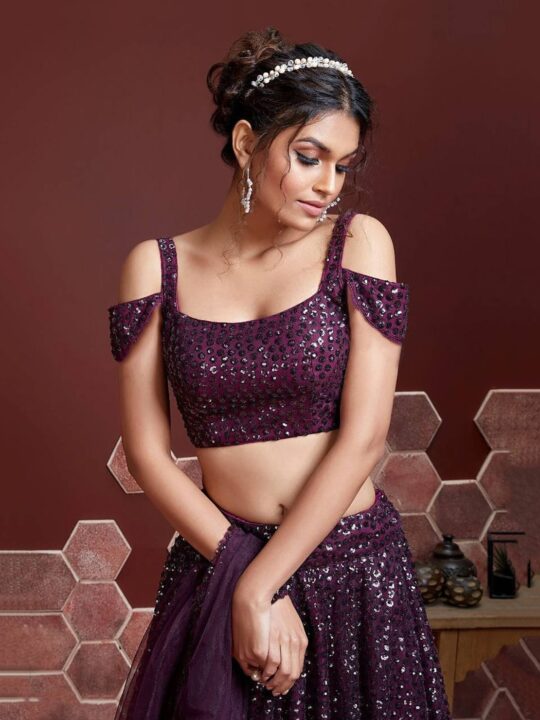 Cold shoulder blouse in net fabric