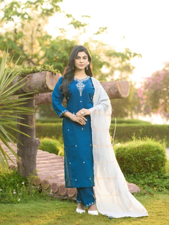 Deep blue embroidered kurti pant dupatta set with white motifs and zari dupatta