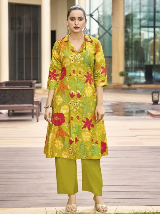 Printed Vetican silk kurti with pants