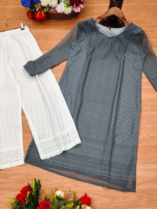 Pramukhmart georgette kurti and cotton palazzo set close-up