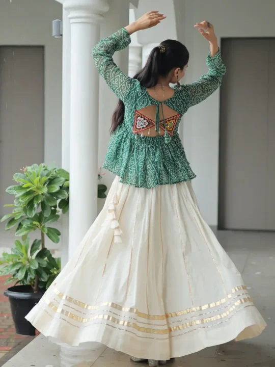 Back view of Lehenga with Chain and Drawstring